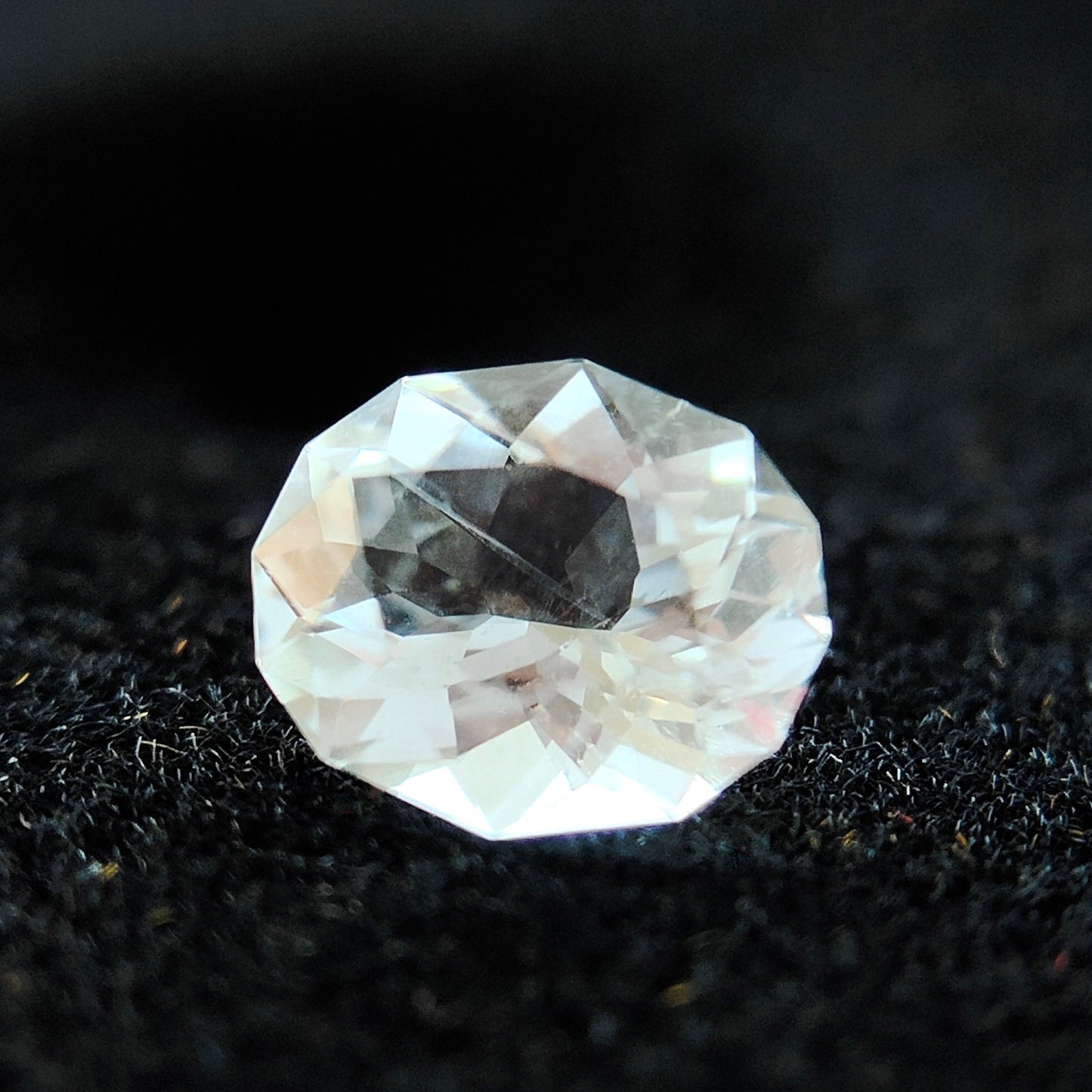 【ご落札者様専用】大人気✨激変イエロー!夜空に瞬く星の煌めき★UVだけでなくカラーレスの輝きも抜群の美カット★スキャポライト0.511ct ピアッちゃん作品