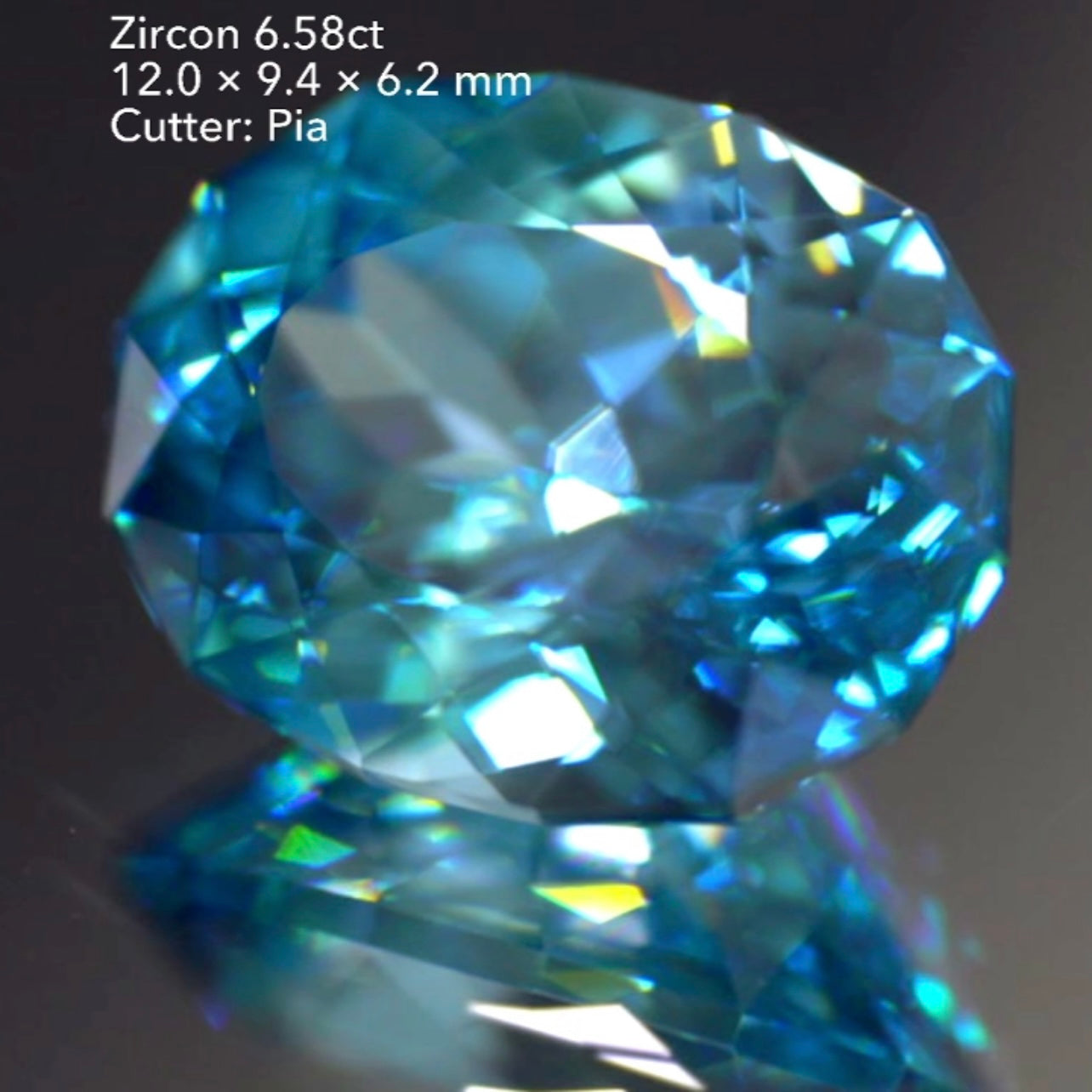 元旦22:00終了💨2022年初売りオークション❗️キタぁ〜煌くファンシーオーバル💎大粒ブルージルコン6.58ct✨ピアッちゃん作品👍