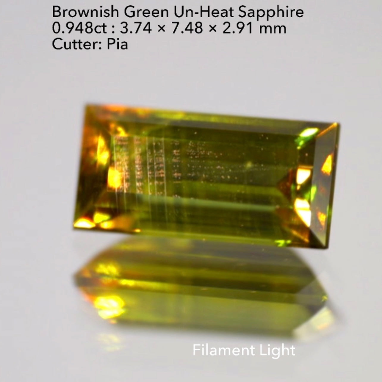 渋いカーキが鋭く煌めくバゲット✨非加熱サファイア0.948ct💎ピアッちゃん作品👍