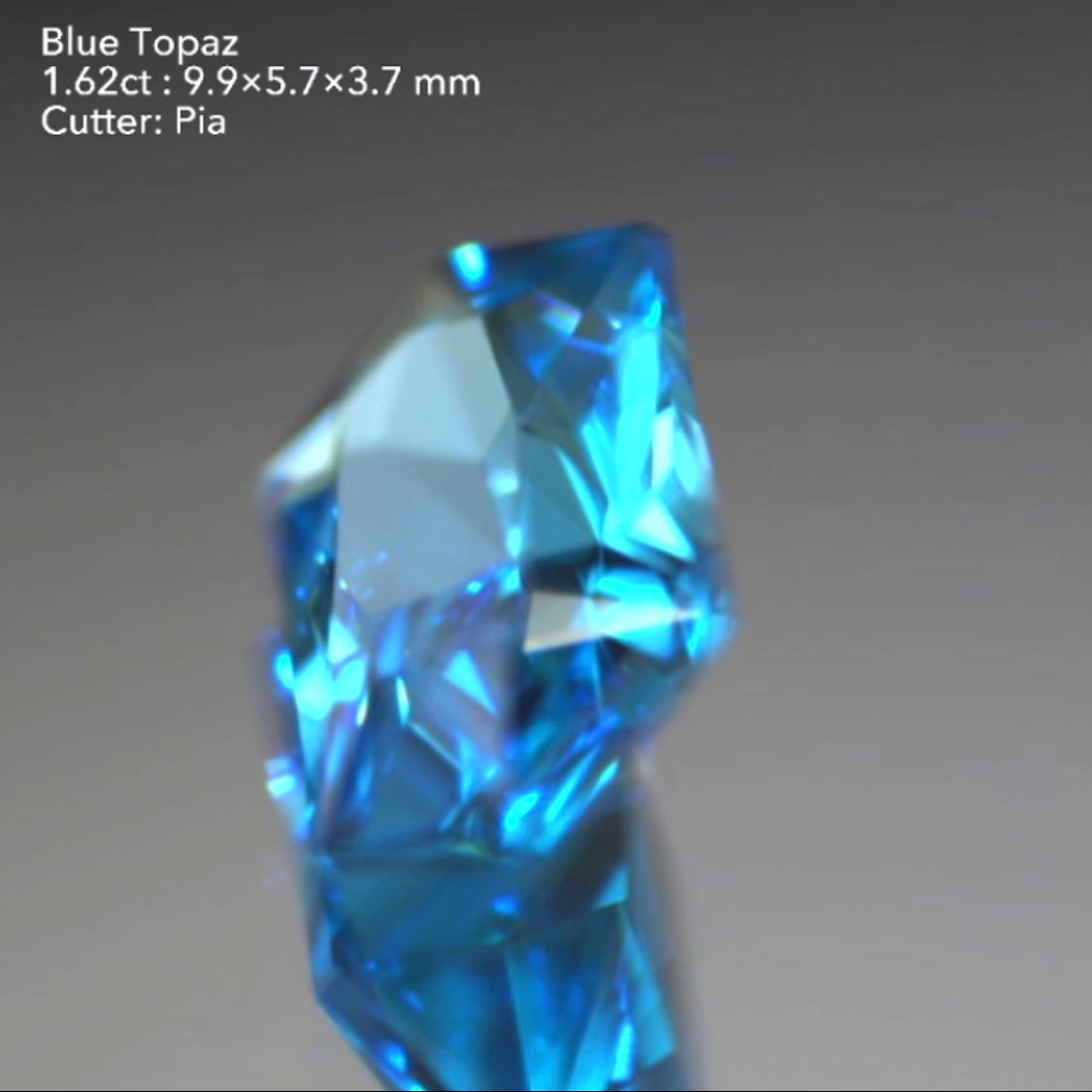 長い6角形「ロングヘキサゴン」✨ブルートパーズ1.62ct💎ピアッちゃん作品