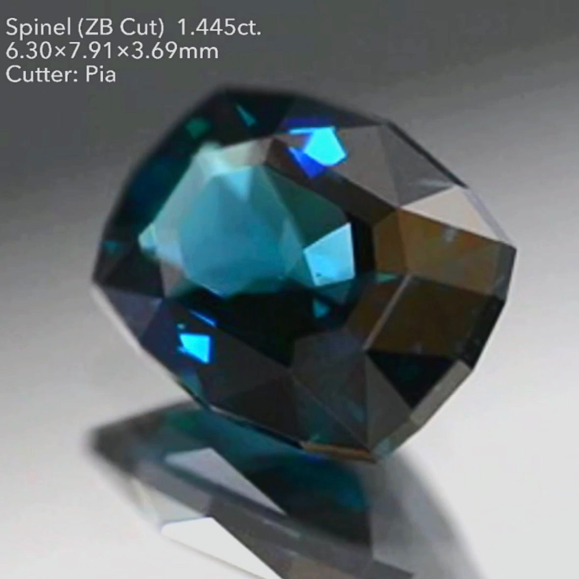 【お客さま専用ページ】インディコライト⁉️深海の色🐳をしたスピネル 1.445ct ZBカット ピアッちゃん作品