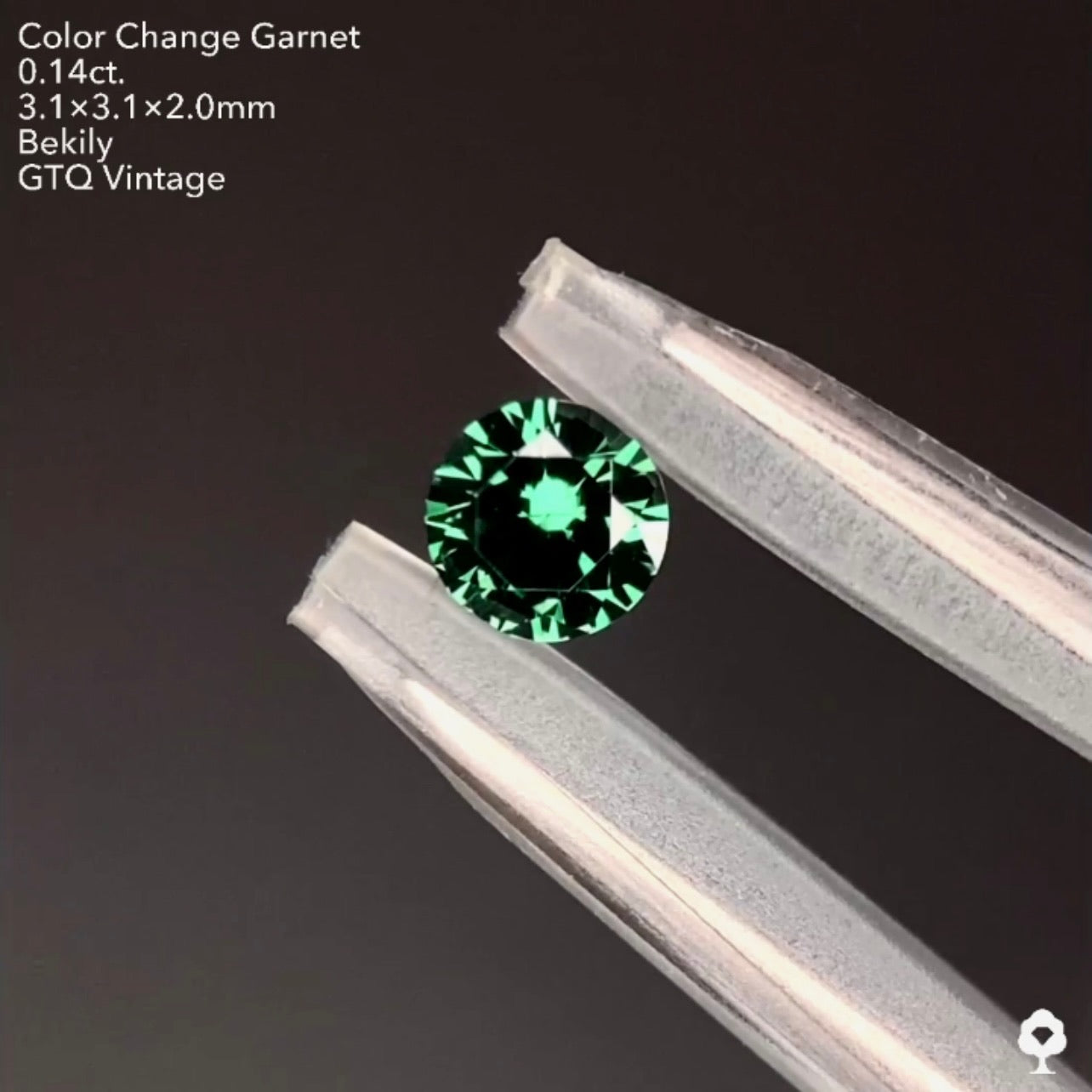No18.🌲グリーン!!!まるでカラーチェンジするツァボライト🧤⁉️ベキリー(カラーチェンジ)ガーネット0.14ct❤️🔥全サイトでイッキに販売スタートLive💎✨❤️🔥🔦