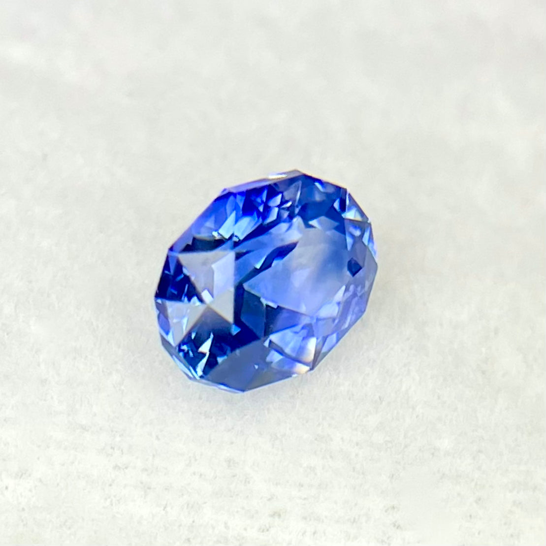 本色とは一味違う魅力が素敵💙コーンフラワーブルー系サファイア0.667ct ピアッちゃん作品【コランダム夏祭り🔥特価‼️】
