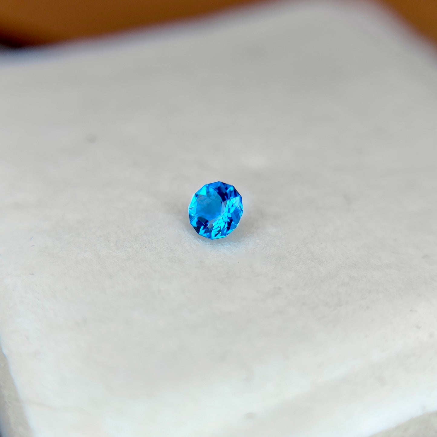 【ZBカット】アウィンナイト0.100ct. ピアッちゃん作品