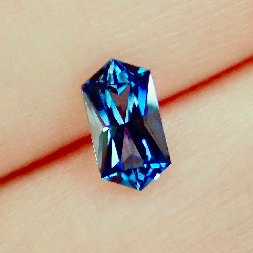 ファンシーカットのロンドンブルートパーズ0.51ct✨クーポンはごめんなさい🙇♀️🙇♀️🙇♀️