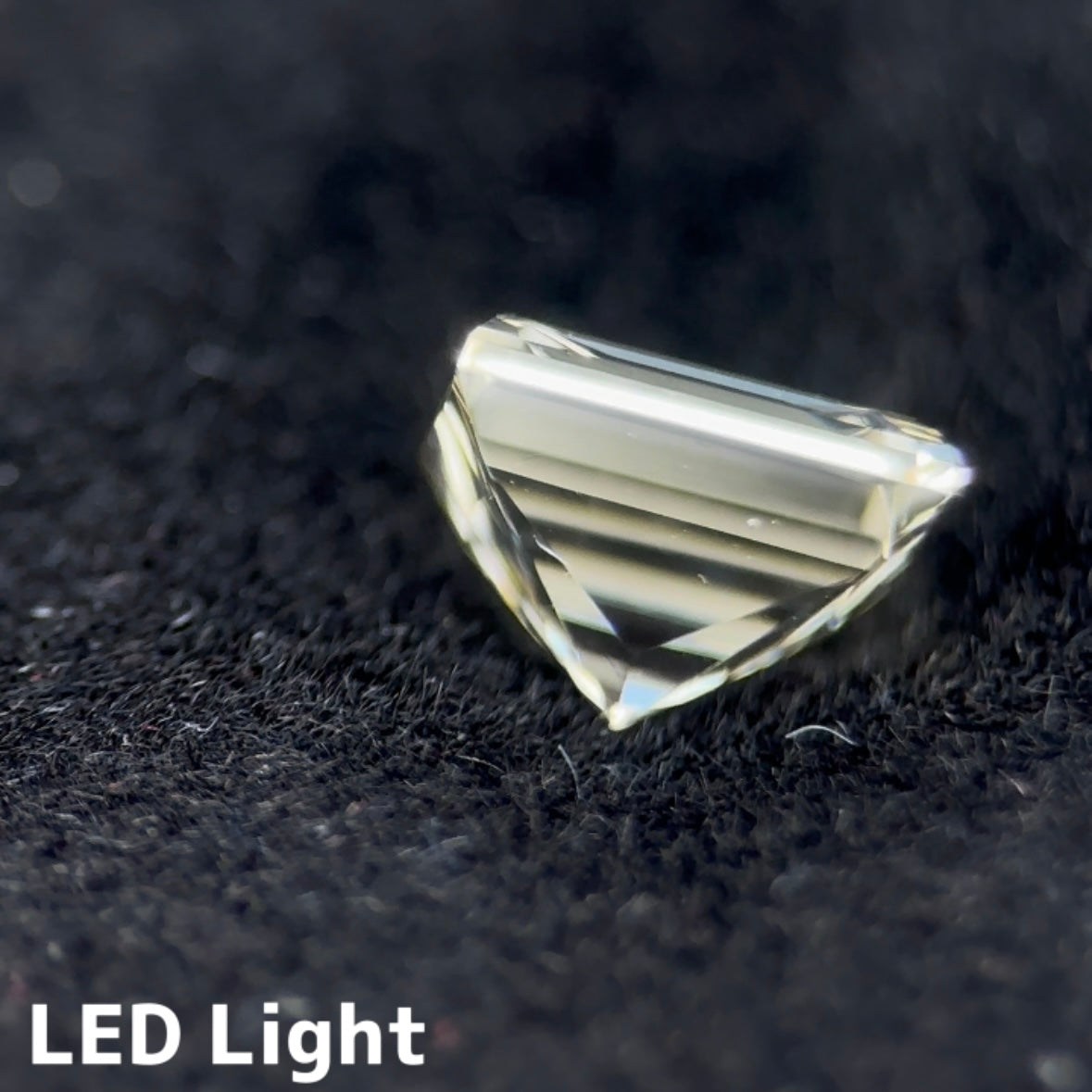 【ご落札者様専用】ユサコレ出品🦐ラブラドライト 1.14ct 太鼓橋カット