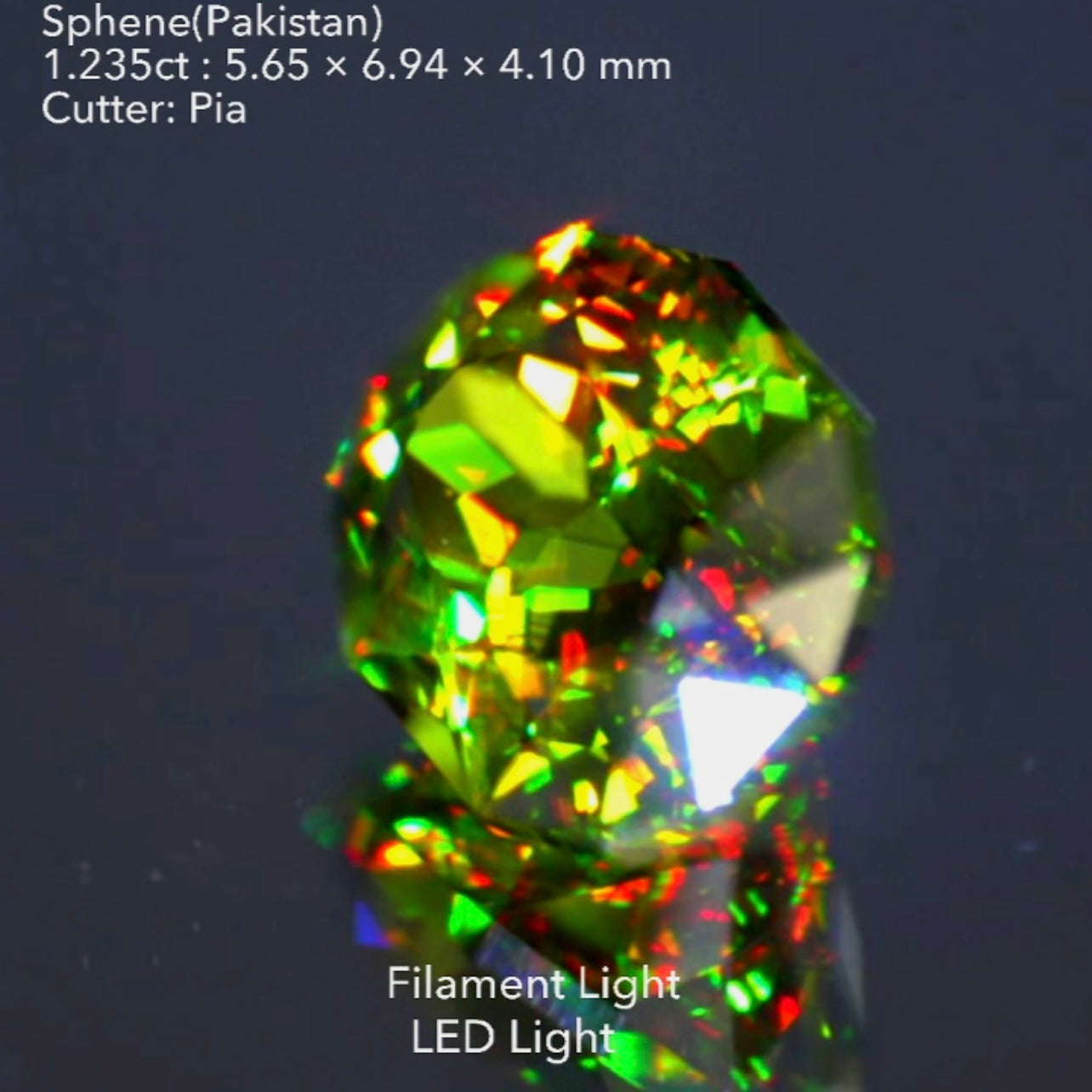 濃いグリーンと真っ赤なファイアー🔥いかにもパキスタン産らしさを満喫できる見事なスフェーン1.235ct💎ピアッちゃん作品🌈