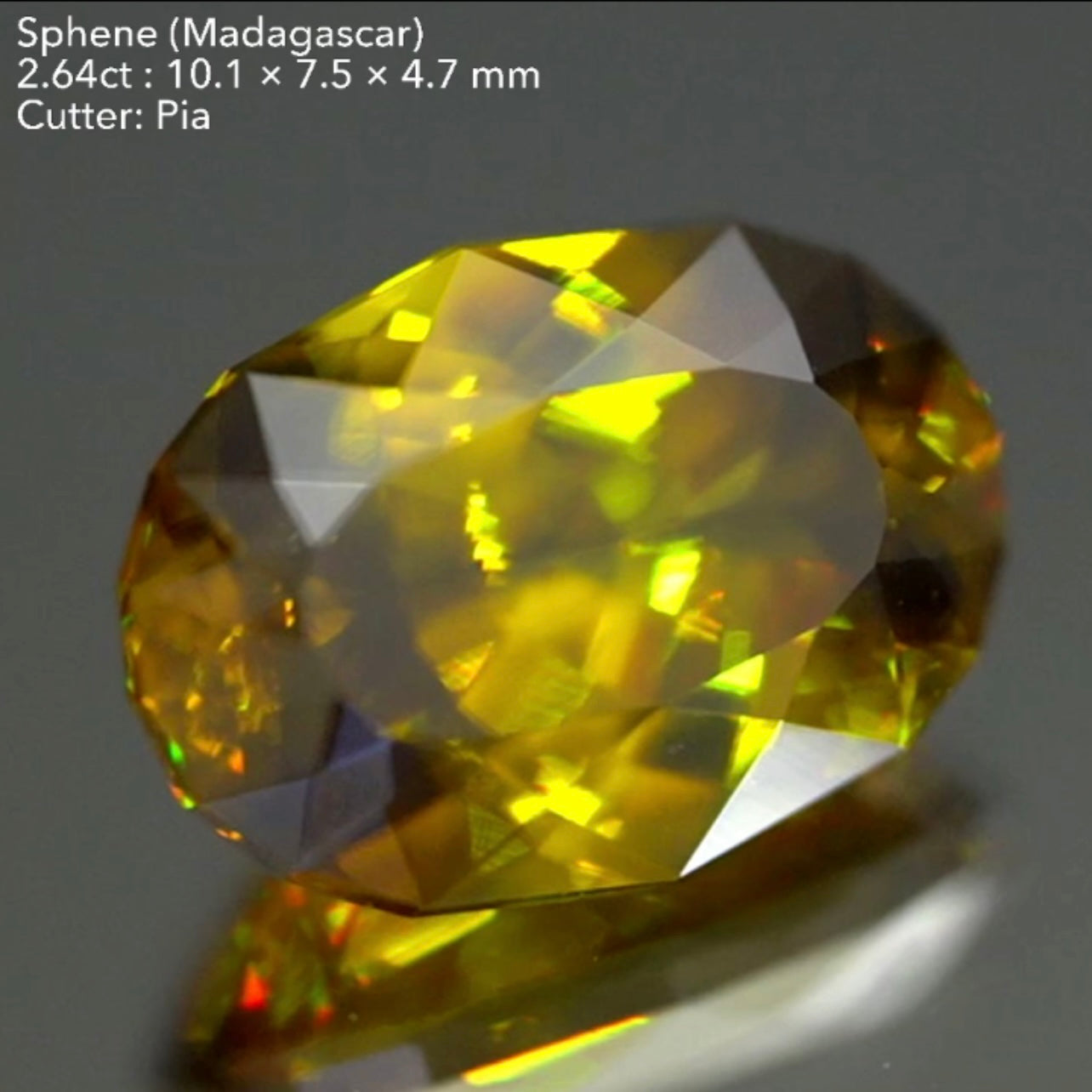 【ご当選者さま専用】渋い地色からの強烈ファイアー🌈マダガスカルスフェーン2.64ct✨💎ピアッちゃん作品