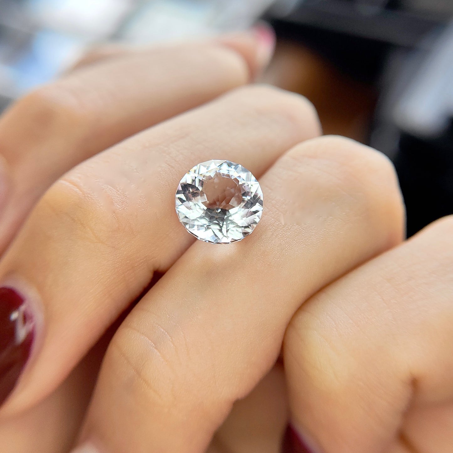 💎✖️10❣️✨”フチドリ2段”で立体的な豪華なキラメキを♬✨宝石形が見えるピアッちゃん新カット💎ダンビュライト2.662ct