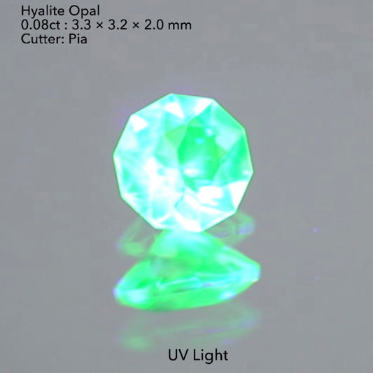 ZB利用OK👌🏻 カットが綺麗な上に強蛍光ファンシーラウンドのハイアライトオパール0.08ct ✨ピアッちゃん作品 💖3/29チハルームご紹介作品💖