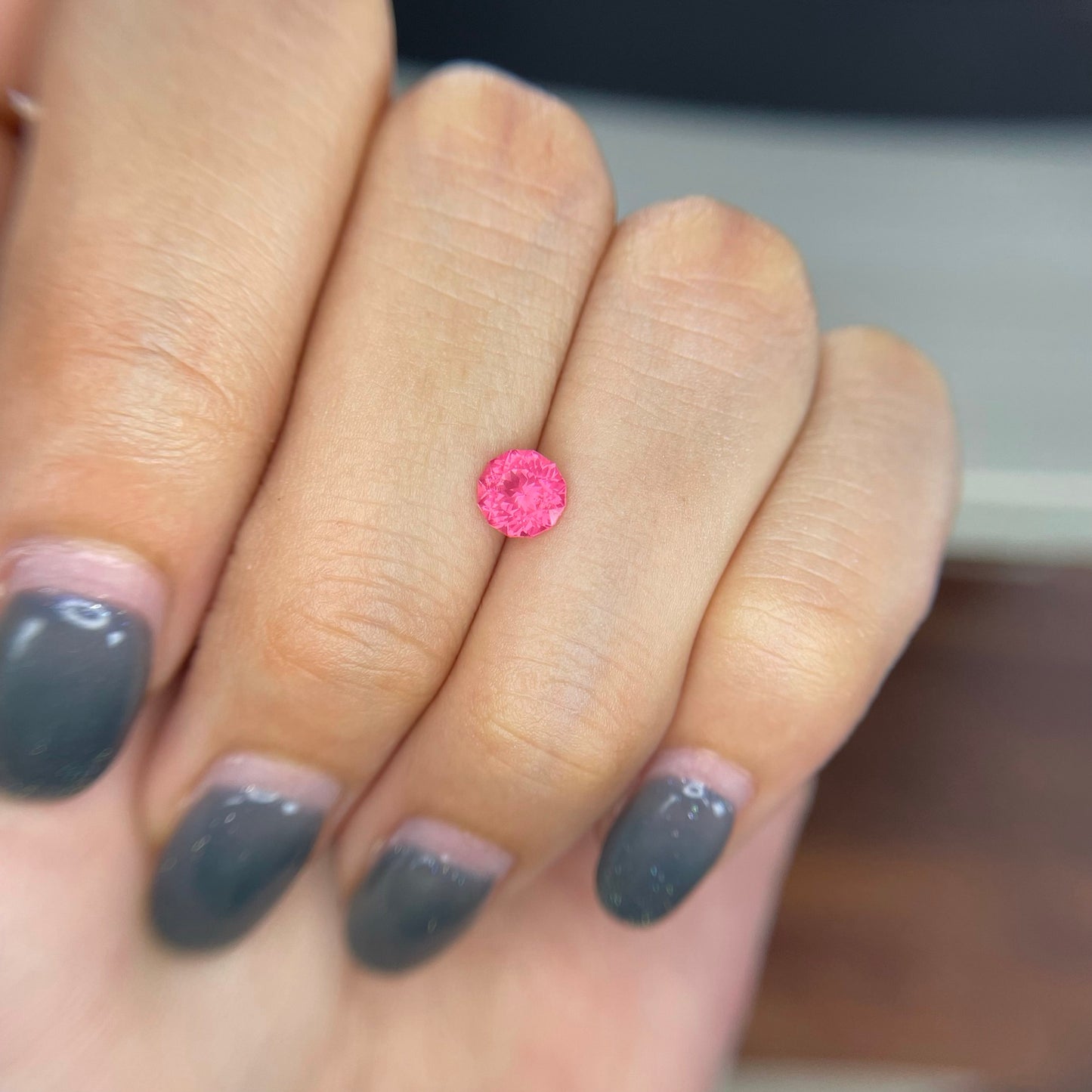 【SOLD OUT】シルキーピンク✖️ファンシーラウンド💖タンザニア産スピネル0.628ct ★ピアッちゃん作品【GTJコランダム夏祭り2022🔥】