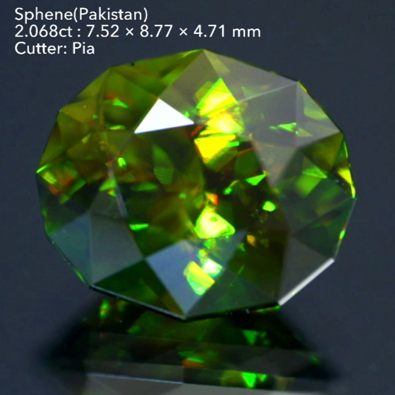 【SOLD OUT】これぞGTQスフェーン👍色もファイアーも完璧です👏パキスタン産2.068ct💎ピアッちゃん作品✨こちらはお問合せ一番乗り特価でご紹介です♪