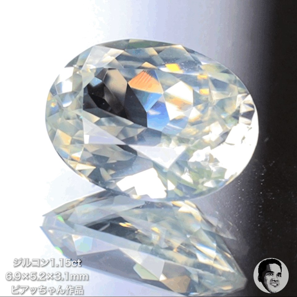第2スタジオからご紹介✌️溢れ出る無色の煌めき✨カラーレスジルコン 1.15ct💎ピアッちゃん作品👍突如開催❗️GTJ名物【時短オークション】こちらはクーポンはごめんなさい🙏