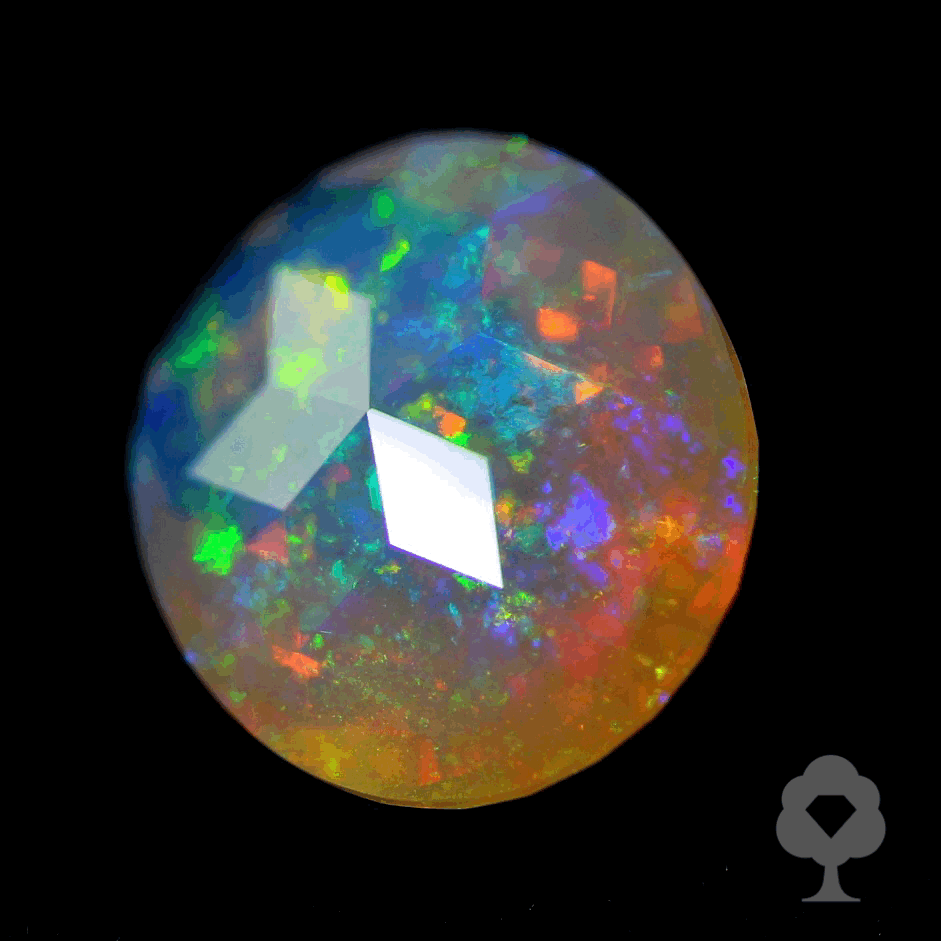 ゲオ先生の独自カット作品「キューブスターカット・オーバルversion」エチオピアオパール2.34ct ✨