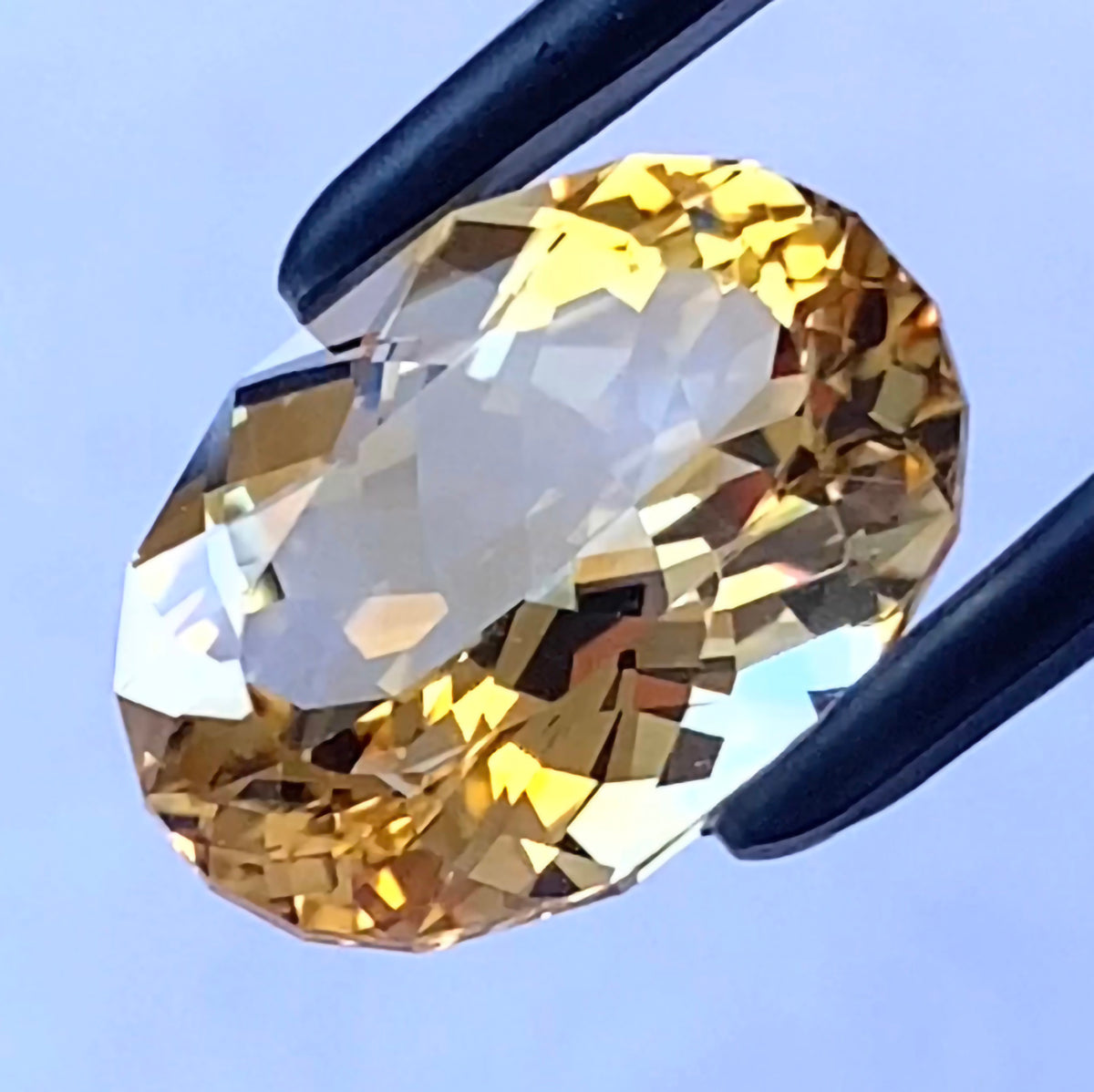シトリンインペ👑師匠の新作ファンシーオーバル🌟黄金のマーブルと色だまり感がたまらない🏅 シトリン4.96ct