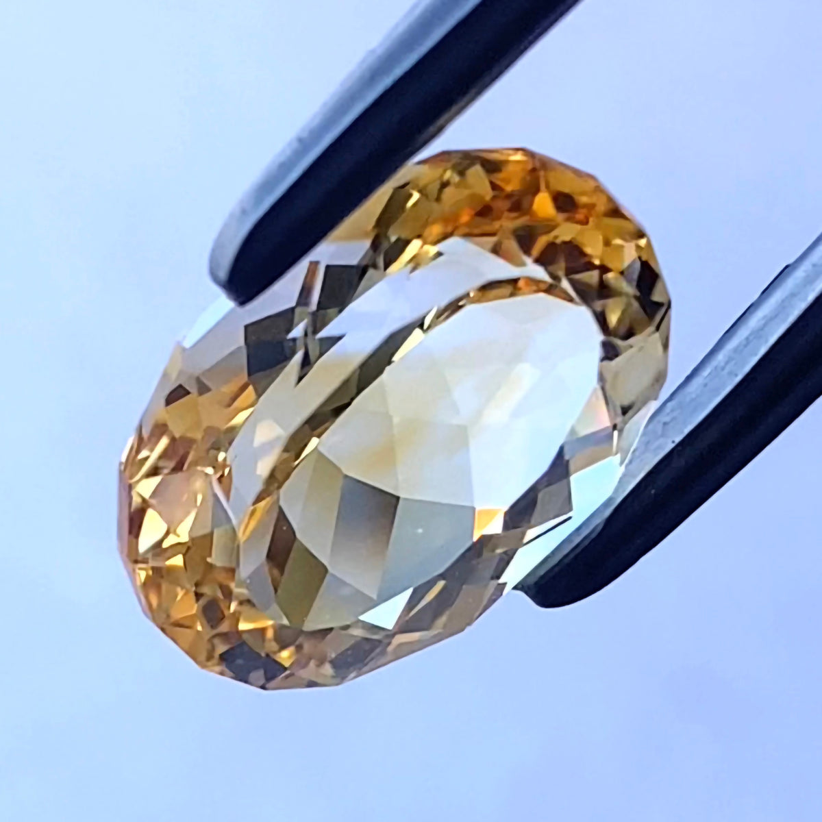シトリンインペ👑師匠の新作ファンシーオーバル🌟黄金のマーブルと色だまり感がたまらない🏅 シトリン4.96ct