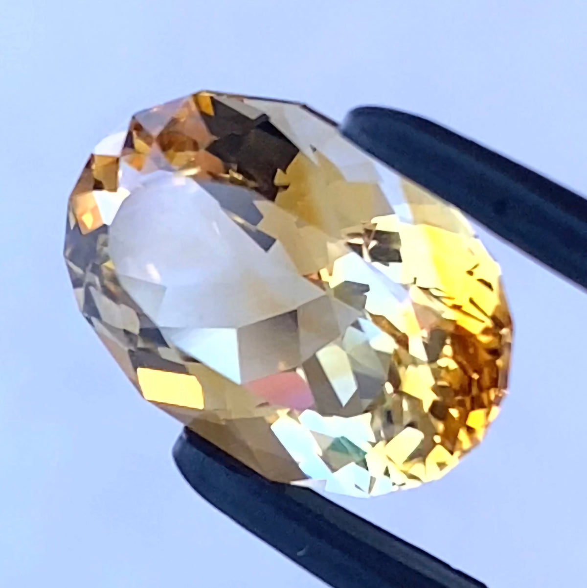シトリンインペ👑師匠の新作ファンシーオーバル🌟黄金のマーブルと色だまり感がたまらない🏅 シトリン4.96ct