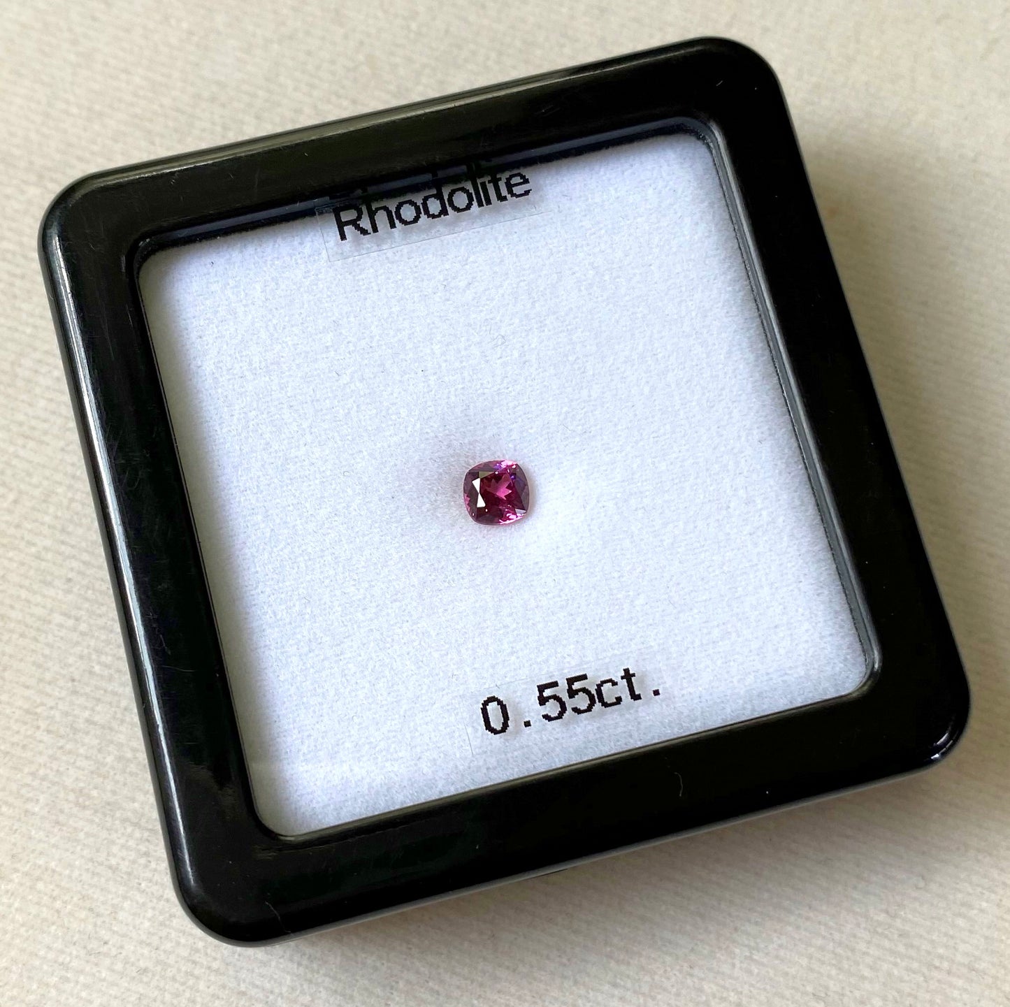 ロードライトガーネット0.55ct💎思入れ深いピアッちゃん初期作品✨