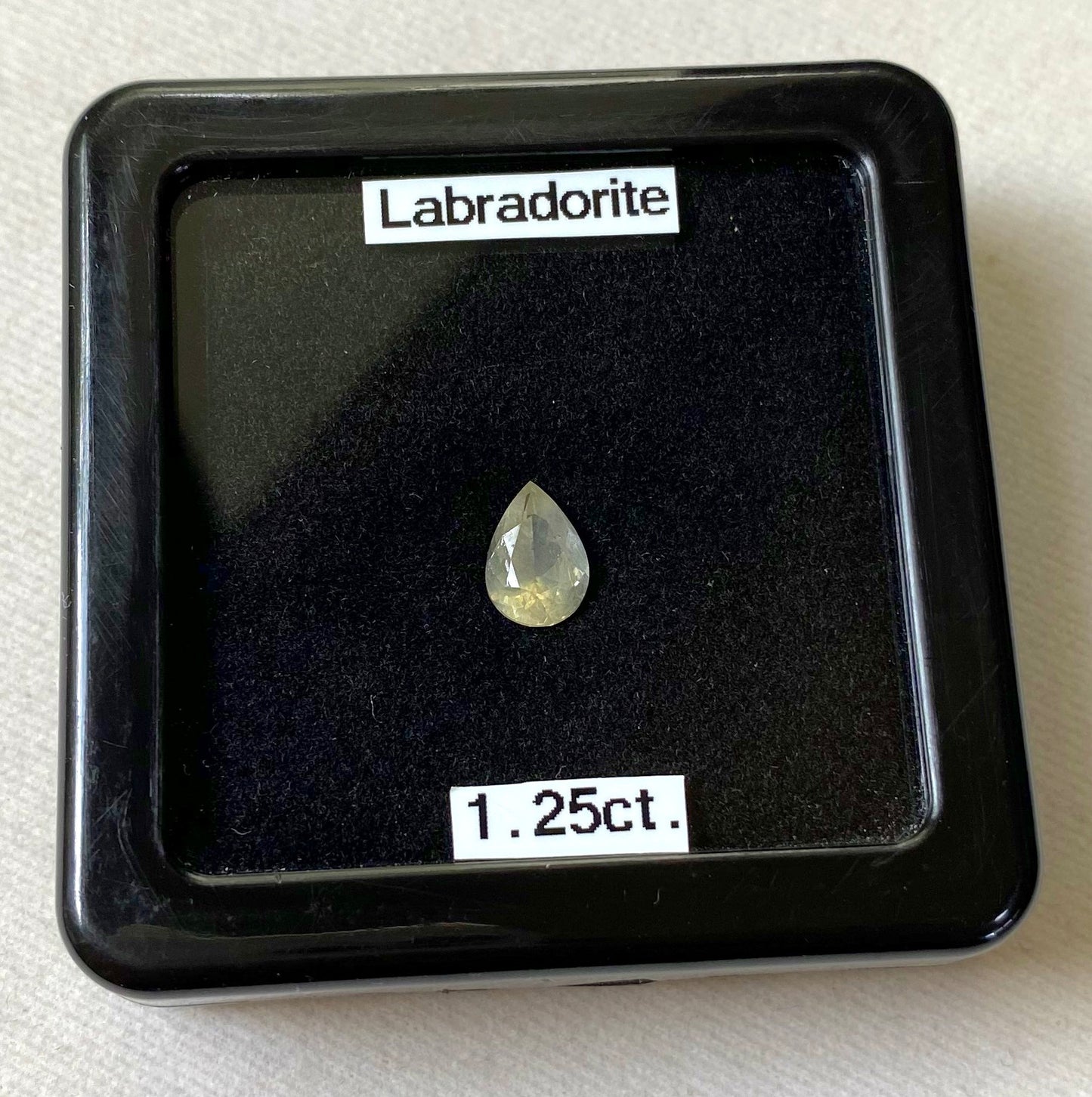 ラブラドライト(ピアシェイプ)1.25ct💎ピアッちゃん作品