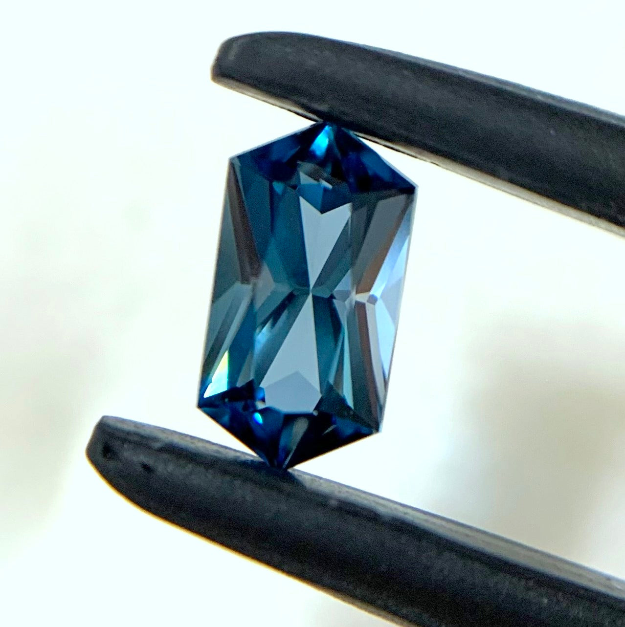 ファンシーカットのロンドンブルートパーズ0.51ct✨クーポンはごめんなさい🙇♀️🙇♀️🙇♀️