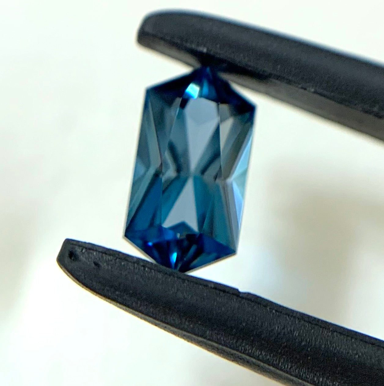 ファンシーカットのロンドンブルートパーズ0.51ct✨クーポンはごめんなさい🙇♀️🙇♀️🙇♀️