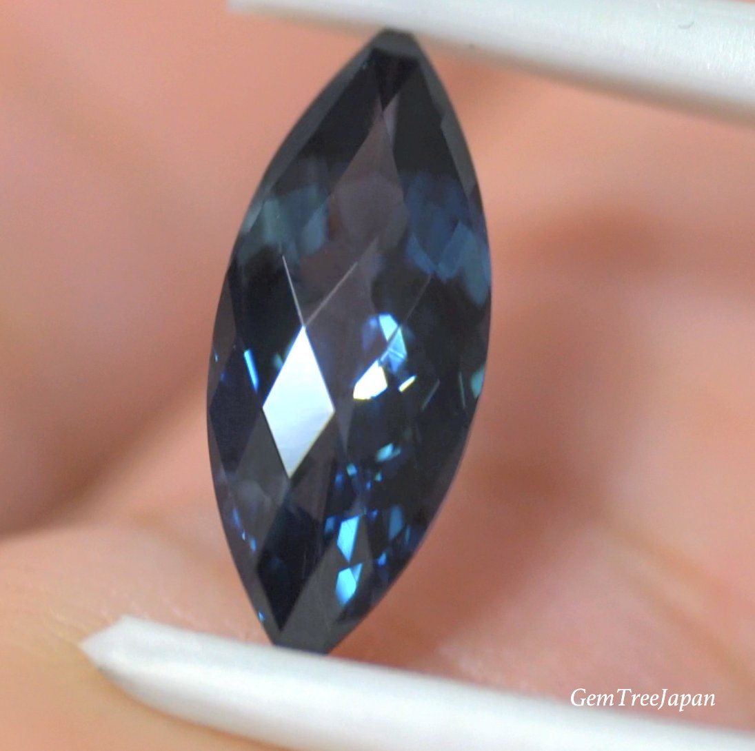 【SOLD OUT】シャープなマーキス✨ロンドンブルートパーズ1.87ct💎ピアッちゃん作品