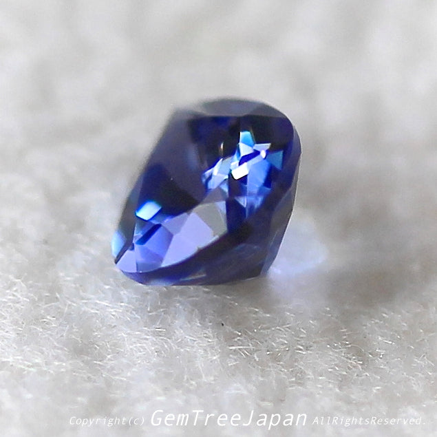これぞ王道❗️癖のない色・形・輝き✨ベニトアイト0.25ct💎
