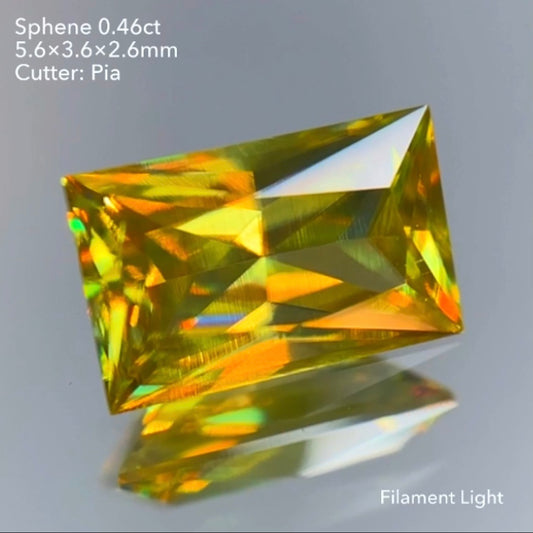 【SOLD OUT】小さくても良いものシリーズ❗️キリッとしたバゲットスフェーン0.46ct✨ピアッちゃん作品👍LIVE中お問合せ一番乗り特価でご紹介です♪