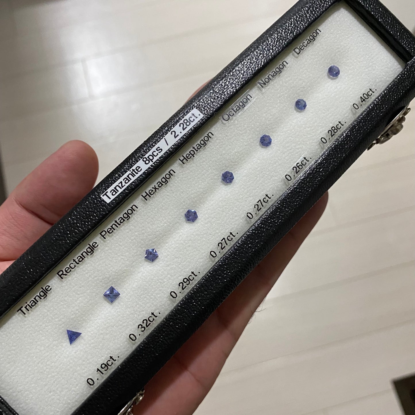 ピアッちゃん作品「タンザナイト“多角セット”」8個2.28ct✨ 10/30スタート〜11/30終了🤣