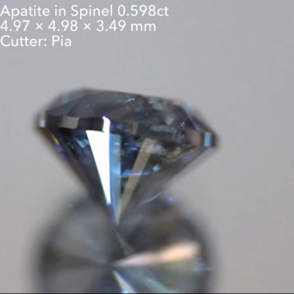 【SOLD OUT】渋い美色と鋭い美カット✨アパタイトinスピネル0.598ct💎ピアッちゃん作品