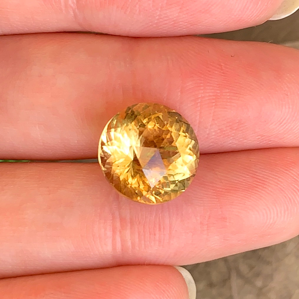 「きららカット」の新作❗️シトリン5.76ct✨11/16Live配信商品⚡️師匠作品💎✨