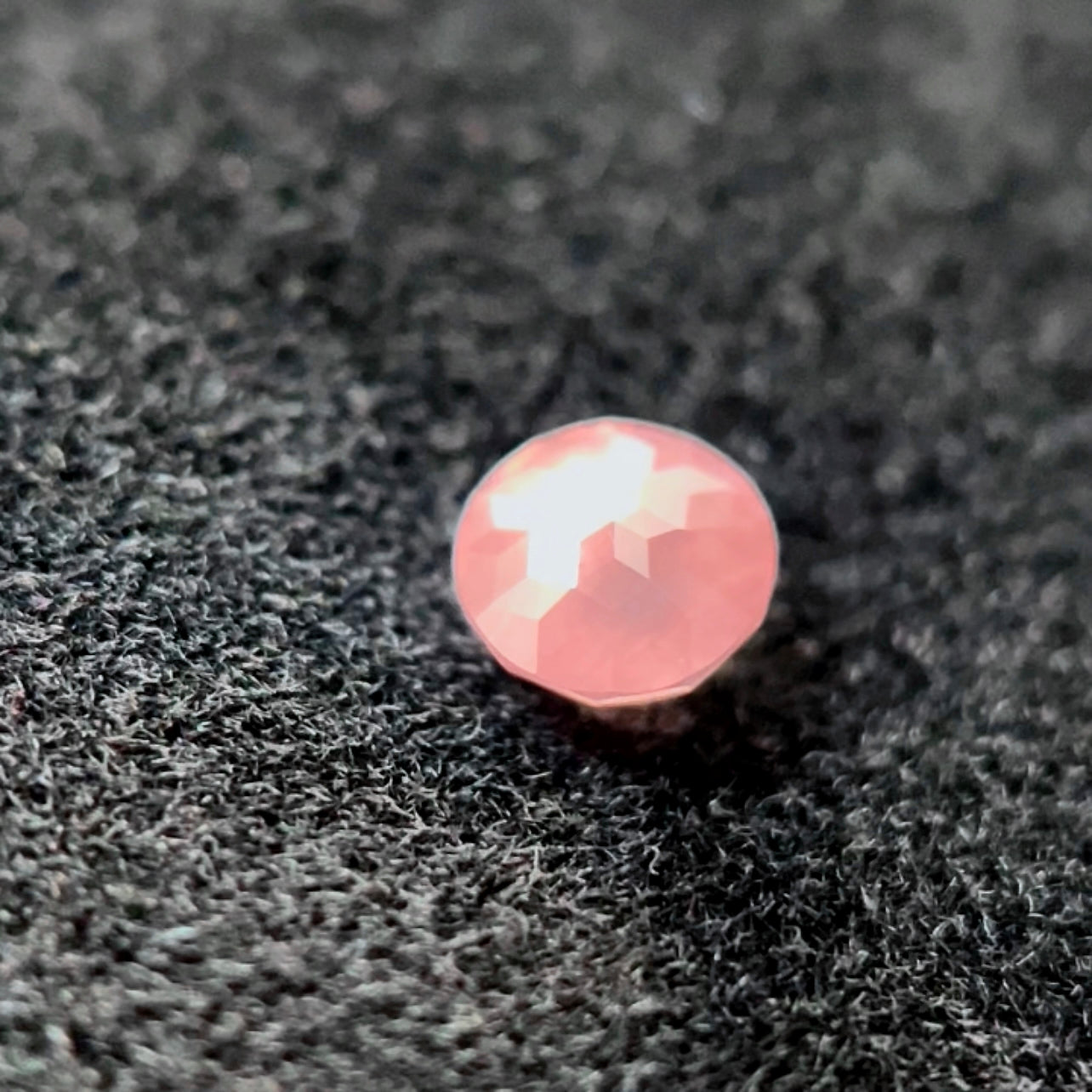 【SOLD OUT】日本が誇る美色ピンク✨北海道ロードクロサイト0.452ct(ラウンドversion) ゲオちゃん作品💎お問合せ一番乗り特価でご紹介です♪