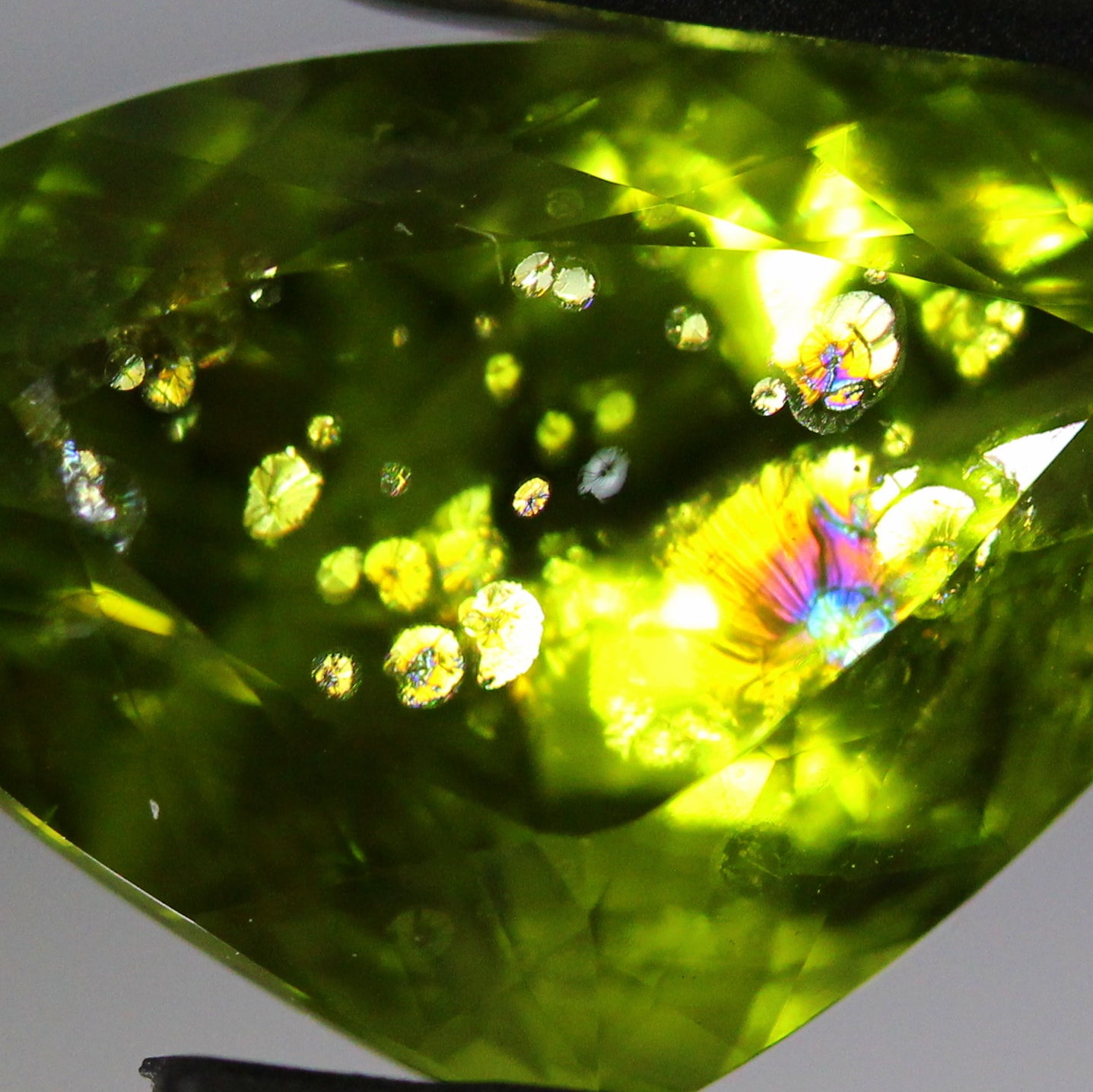 「天国インクル」パキスタンペリドット 4.24ct レイちゃん作品✨ 3/12 プレミア配信💎🌳⚡️