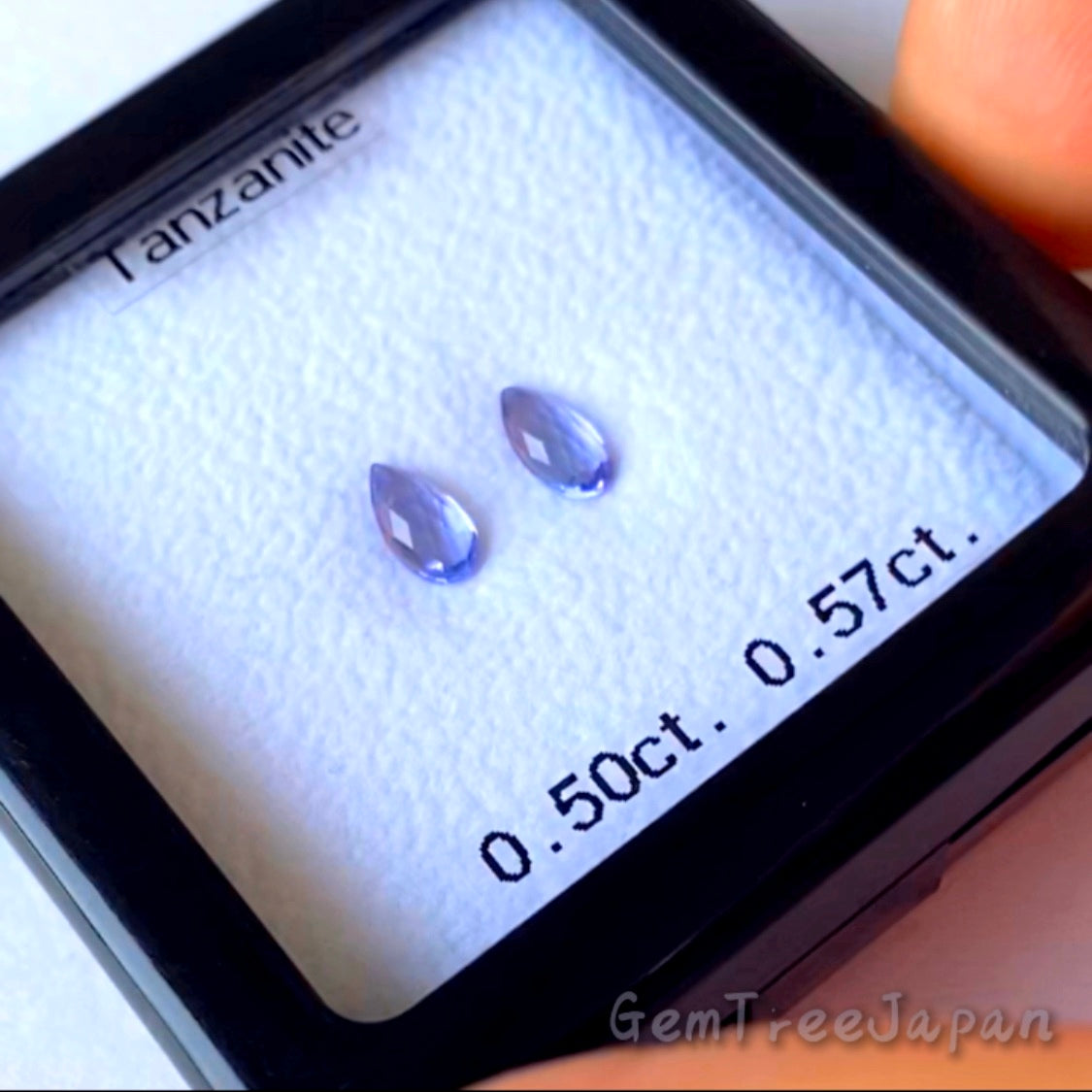 社長作リバーシブルタイプのタンザナイト2個セット計1.07ct✨💎