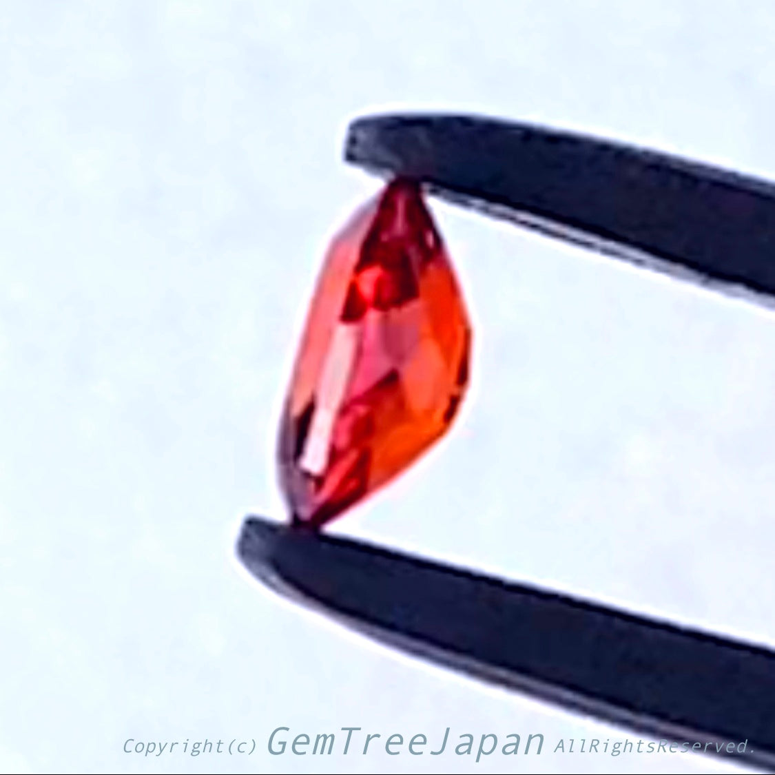 こちらは【大感謝祭30%OFF❗️】ファンシーオーバル3本立て❗️その1“スペサタイトガーネットversion”0.73ct✨