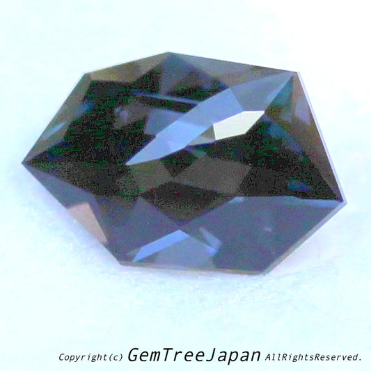 出たァ〜!レイ先生の代名詞「クレイジーカット」1.227ct✨レイ先生作品💎ここに復活!『スピネル博物館』