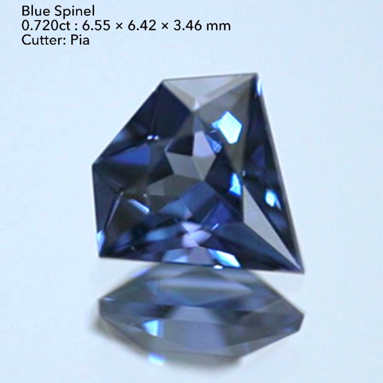 【宝石形】ブルースピネル0.720ct (マンダリンオリエンタル個展開催特別出品)