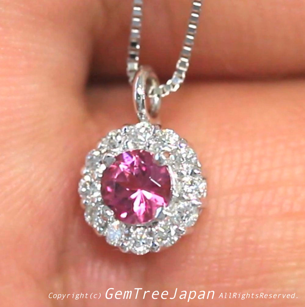 ピンクスピネル0.31ct✨プラチナペンダント💎今回はナント❗️プラチナチェーン付きでご紹介♪