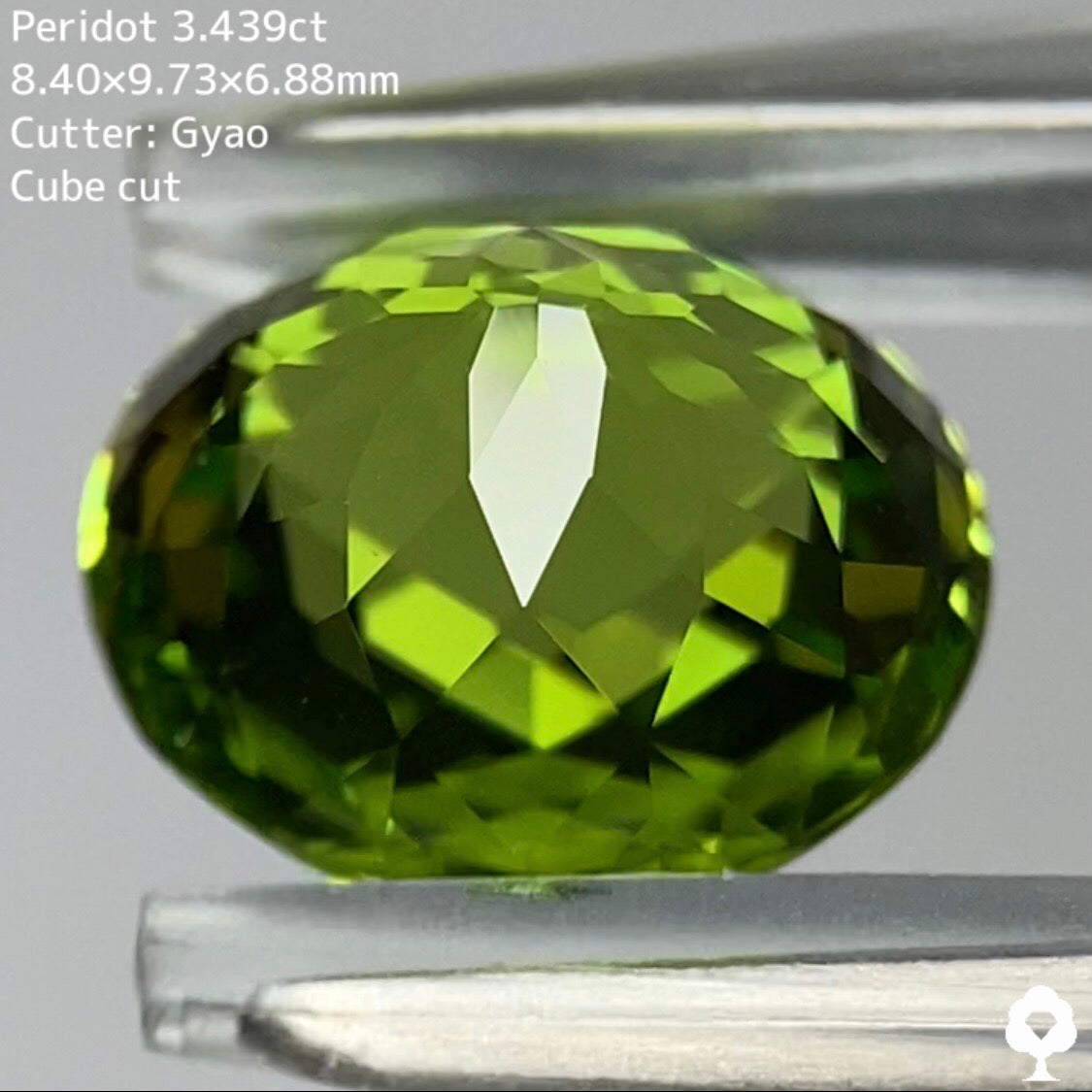 お客さま専用【Cube Cut】ペリドット 3.439ct