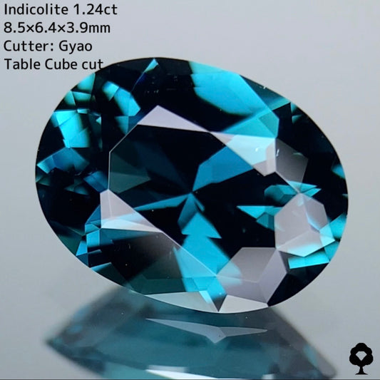 スッキリとした美オーバルに仕上げられた美色に箱のカタチが浮かびあがる★インディコライト(Table Cube cut)1.237ct