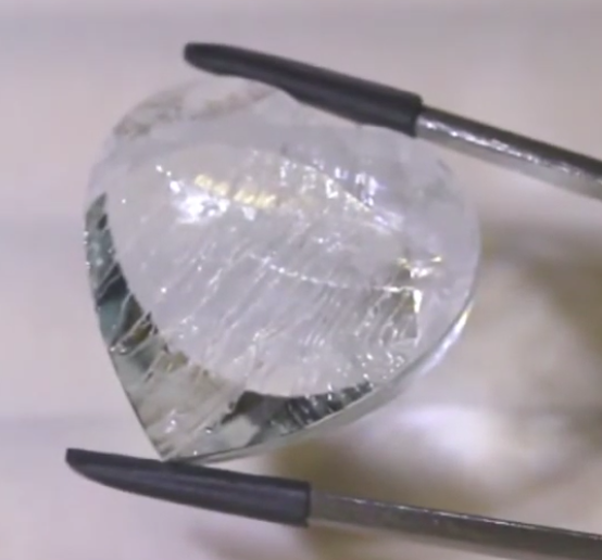 芸術作品「心の目」アクアマリン 26.480ct🤍👀ゲオちゃん作品✨12/8 Live配信商品💎🌳⚡️