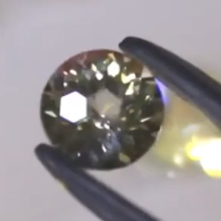 ハニカムダリアのラブラドライト1.37ct✨師匠作品🐝12/8 Live配信商品💎🌳⚡️