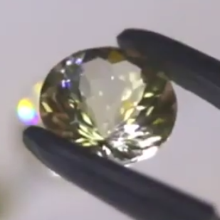 ハニカムダリアのラブラドライト1.70ct✨師匠作品🐝12/8 Live配信商品💎🌳⚡️
