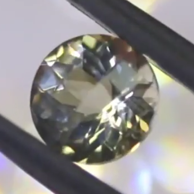 くららカットのラブラドライト1.20ct✨師匠作品❗️12/8 Live配信商品💎🌳⚡️