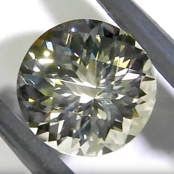 くららカットのラブラドライト2.25ct✨師匠作品❗️12/8 Live配信商品💎🌳⚡