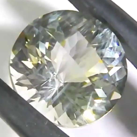 くららカットのラブラドライト1.59ct✨師匠作品❗️12/8 Live配信商品💎🌳⚡