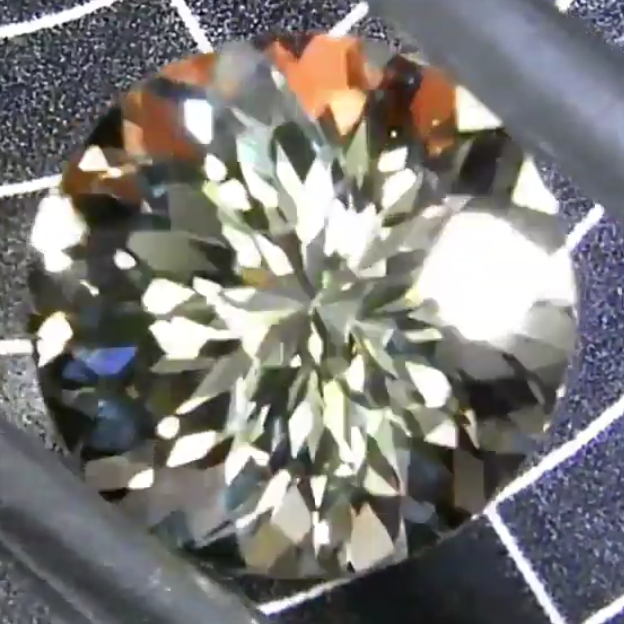 ハニカムダリアのラブラドライト1.70ct✨師匠作品🐝12/8 Live配信商品💎🌳⚡️