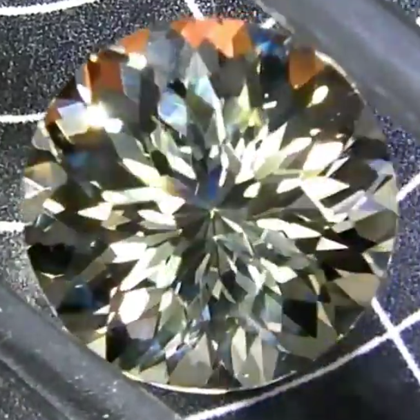 ハニカムダリアのラブラドライト1.70ct✨師匠作品🐝12/8 Live配信商品💎🌳⚡️
