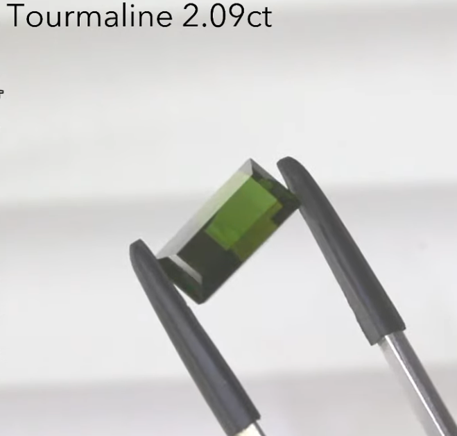 トルマリン 2.09ct ゲオちゃん新作✨ 3/4 12:00~Live配信商品💎🌳⚡️