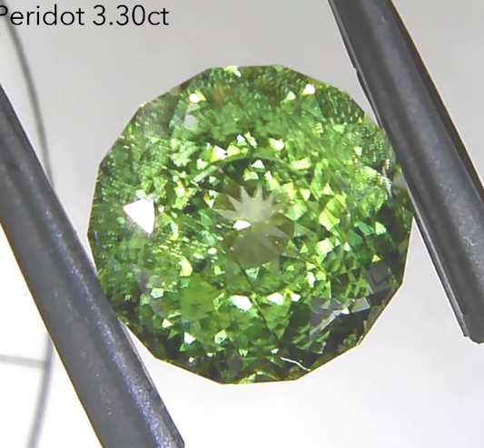 ペリドット 3.30ct レイちゃん作品✨ 3/4 12:00~Live配信商品💎🌳⚡️